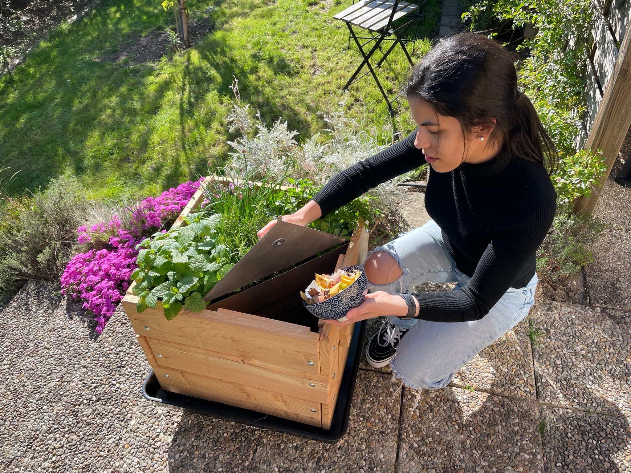 Carré potager composteur en bois et inox pour balcon – Image 2